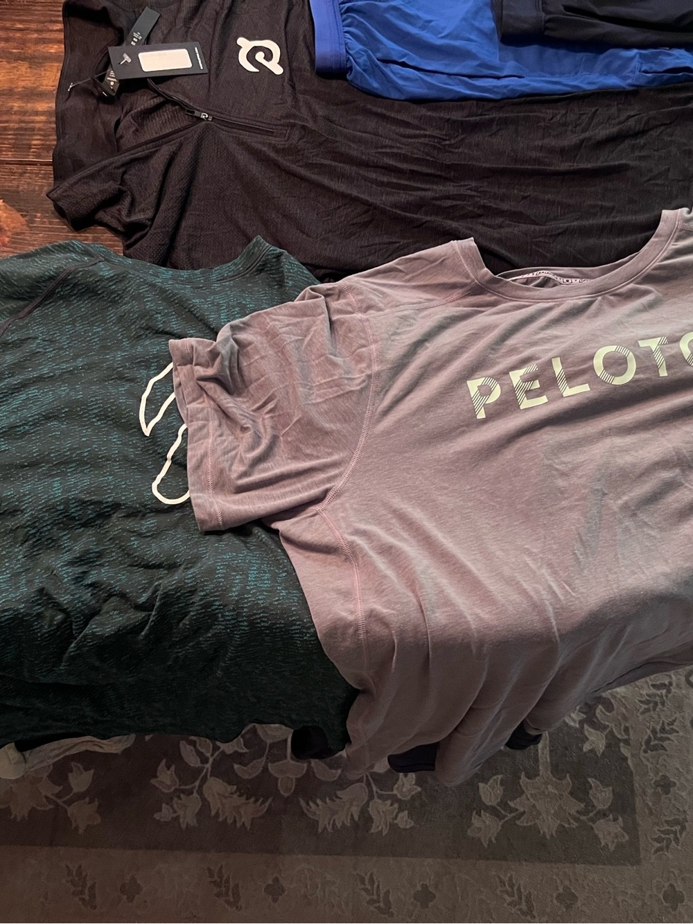 Peloton Bundle - Picture 3 of 6